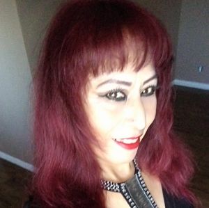 Meet your Posher, Lidia